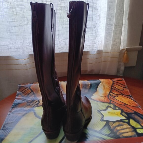 Sofft Brown Sharnell Leather Boot with Zipper Back - Picture 9 of 10